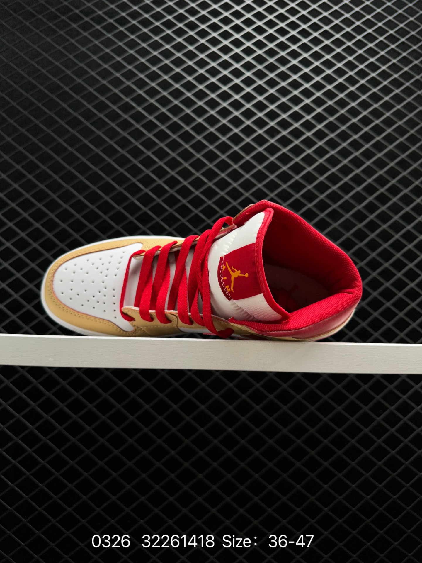 Air Jordan 1 High OG“University Blue”